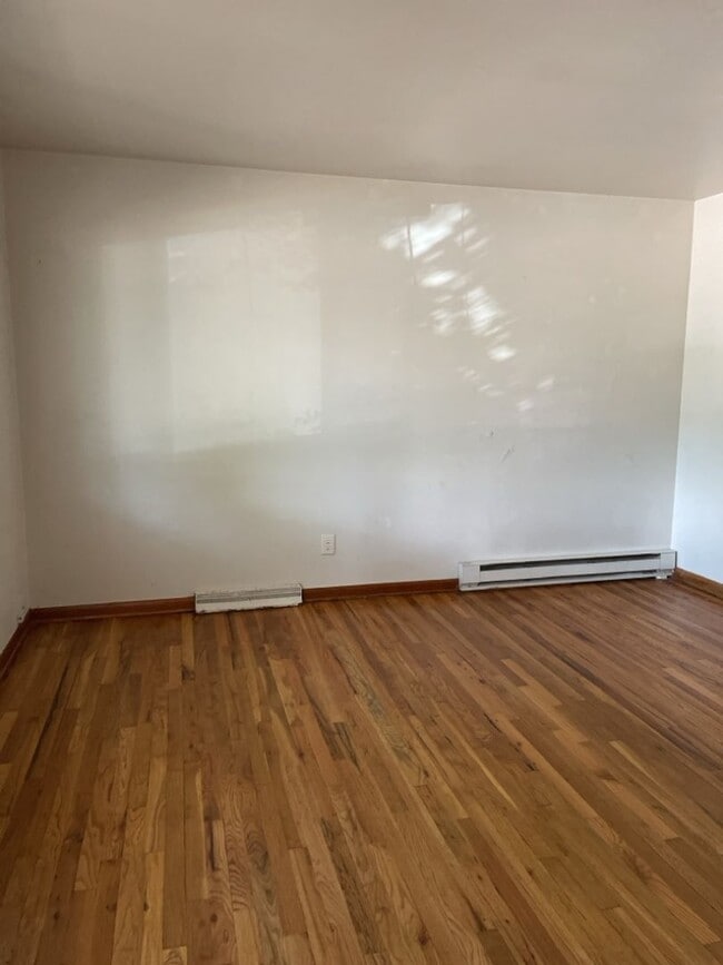 Building Photo - 1708-1710 Morningside Dr