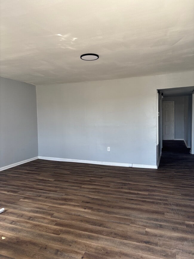 Foto del edificio - 131 E Jefferson St