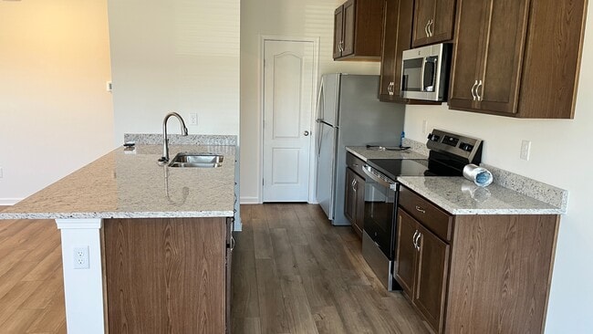 Building Photo - 2063 Wildberry Way