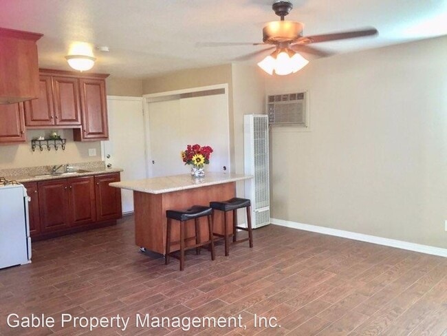 Building Photo - 1 br, 1 bath House - 24803 Alderbrook Dr.