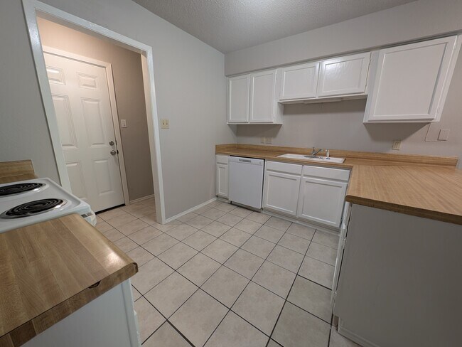 Foto del edificio - 5312 Hastings Dr