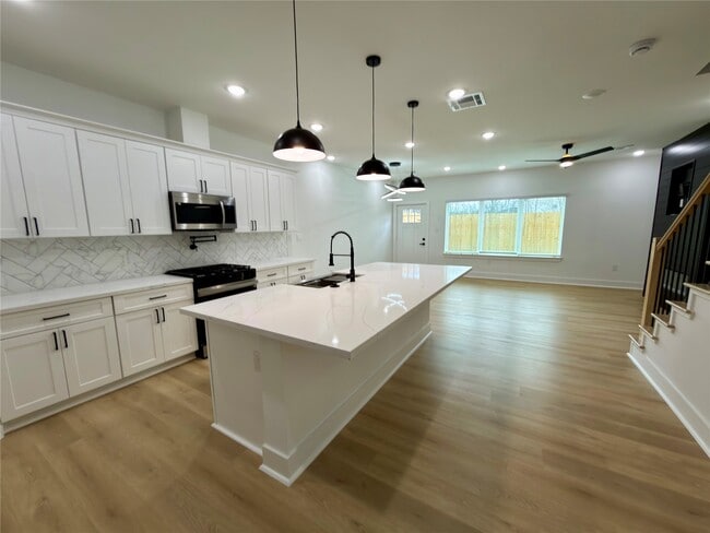 Foto del edificio - 1806 Benson St