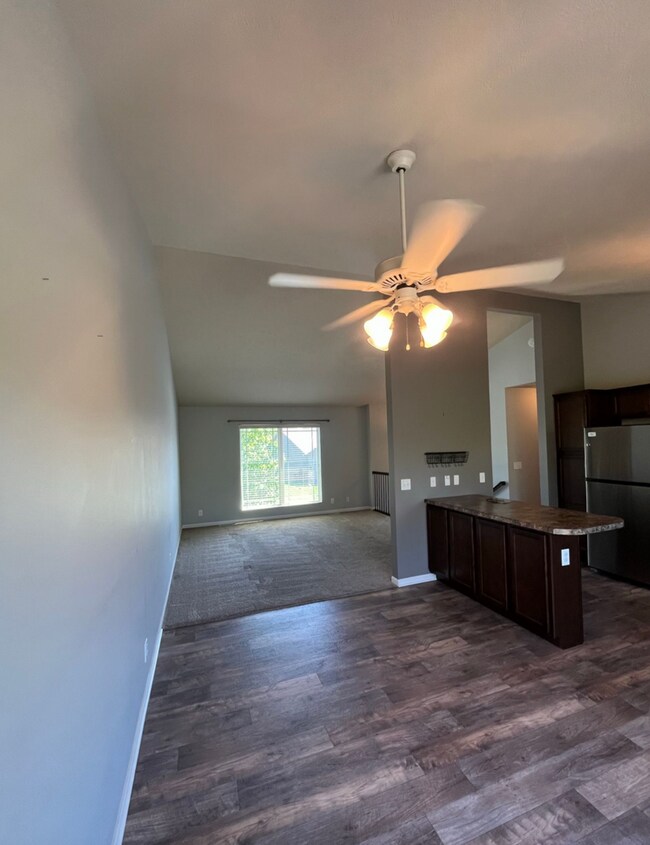 Building Photo - Modern Comfort & Convenience In Prime Loca...