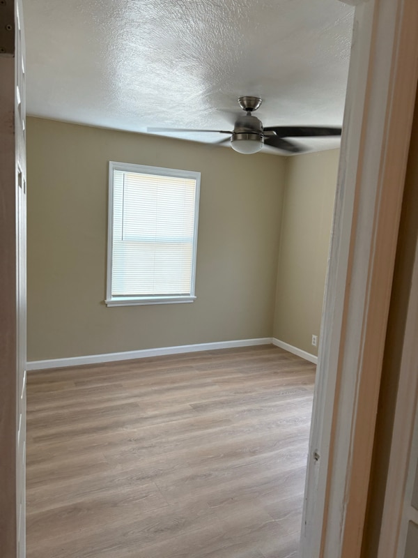 Building Photo - 607 Linda Vista Dr