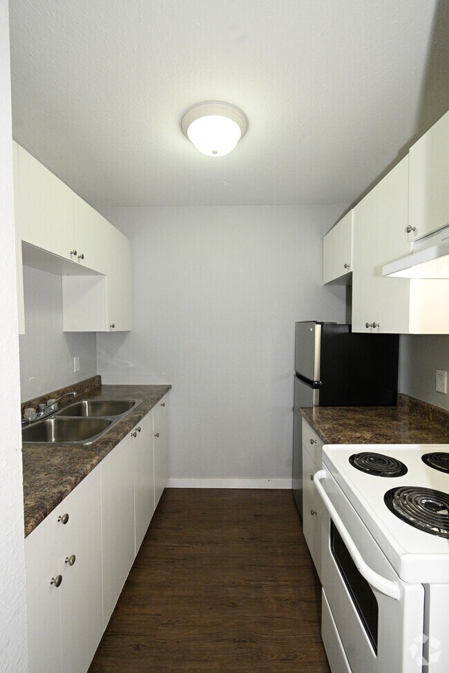 Building Photo - 4280 Quentin Ave