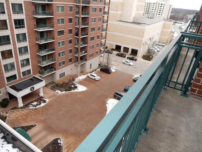 Foto del edificio - 770 Pearson St