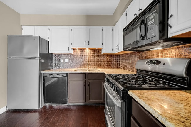 Building Photo - 1066 Millpond Rd