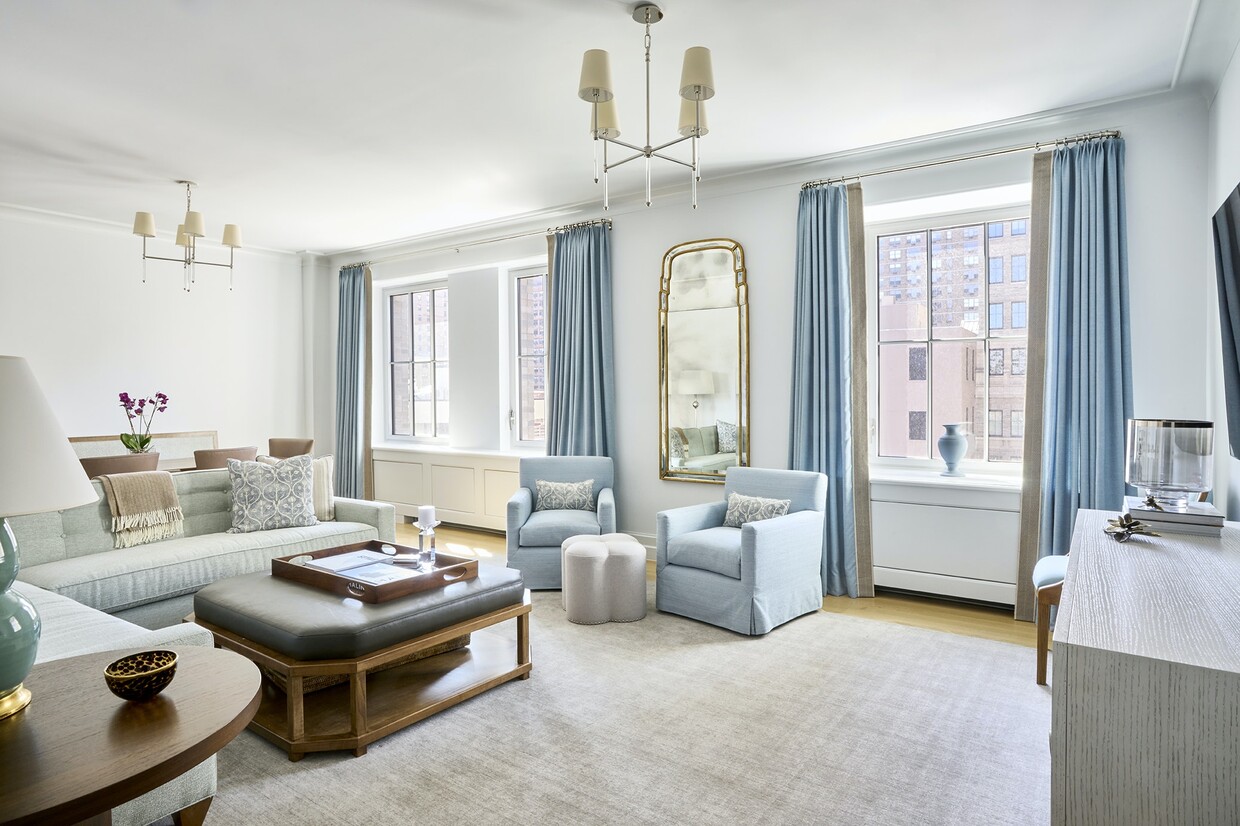Primary Photo - Beckford House: High-style Furnished 3BR