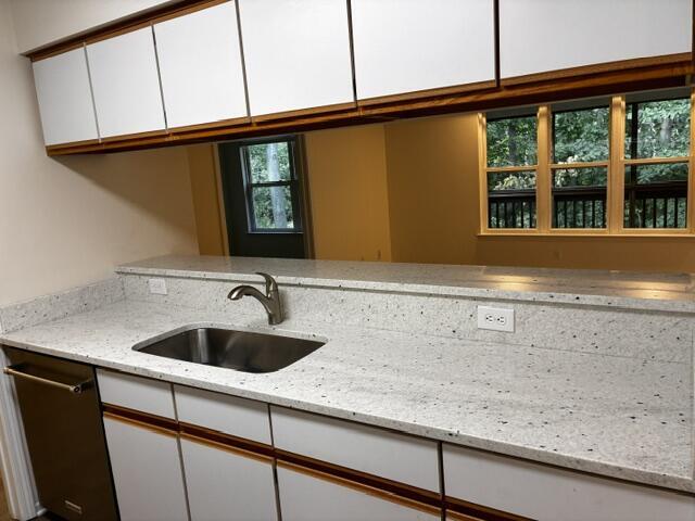 Building Photo - 1357 Heatherwood Ln