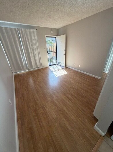 Sala de estar - 21009 Amie Ave, Torrance, CA