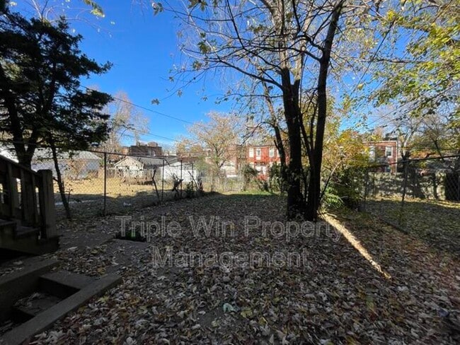 Building Photo - 3423 Montana St