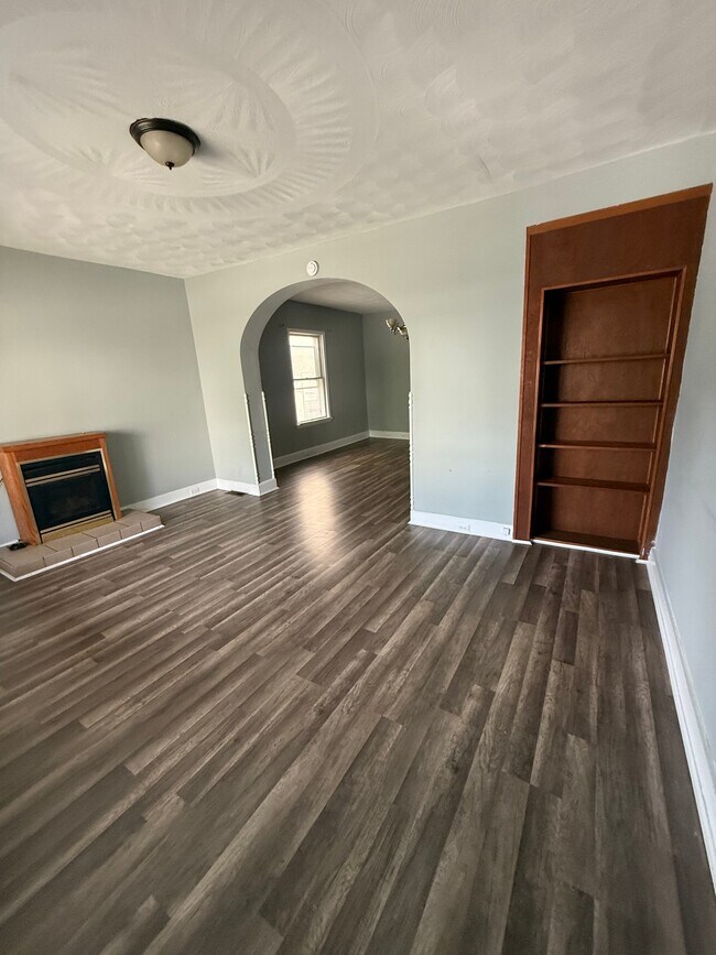 Foto del edificio - 617 Harrison Ave
