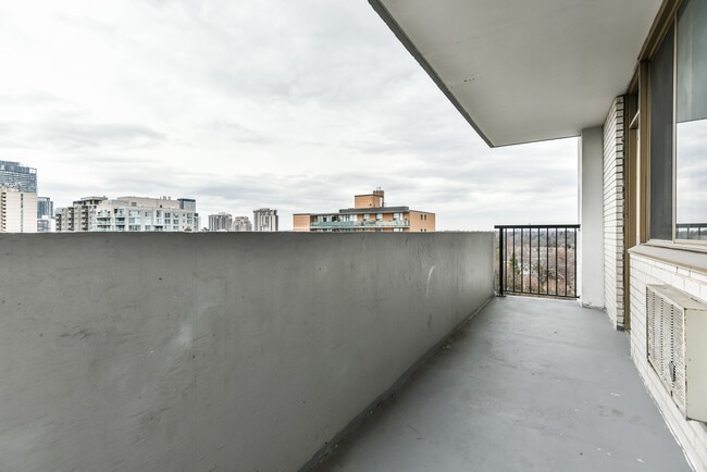 Building Photo - Mount Pleasant Tower