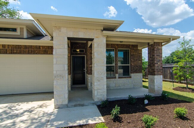 Foto del edificio - 905 Olive Creek Dr