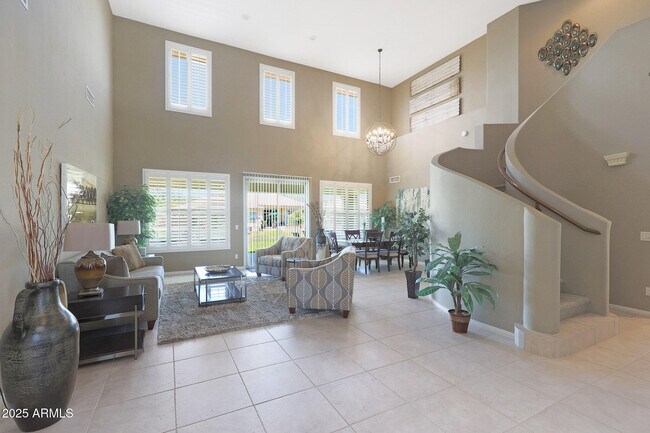 Foto del edificio - 1740 W Bartlett Way