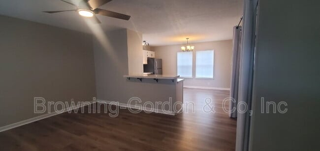 Foto del edificio - 1727 14th Ave N