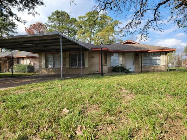 Amazing 3 Bedroom 2 bath home in Houston - Amazing 3 Bedroom 2 bath home in Houston