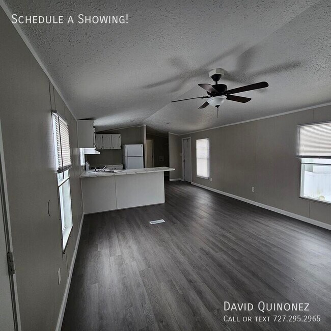 Foto del edificio - 2737 W Washington Center Rd