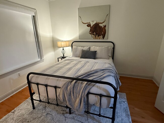 Foto del edificio - 324 Long Pointe Ln