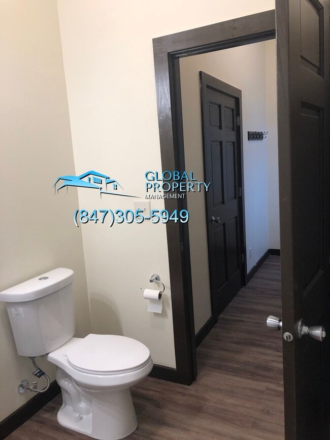 Building Photo - 6309 27th Ave