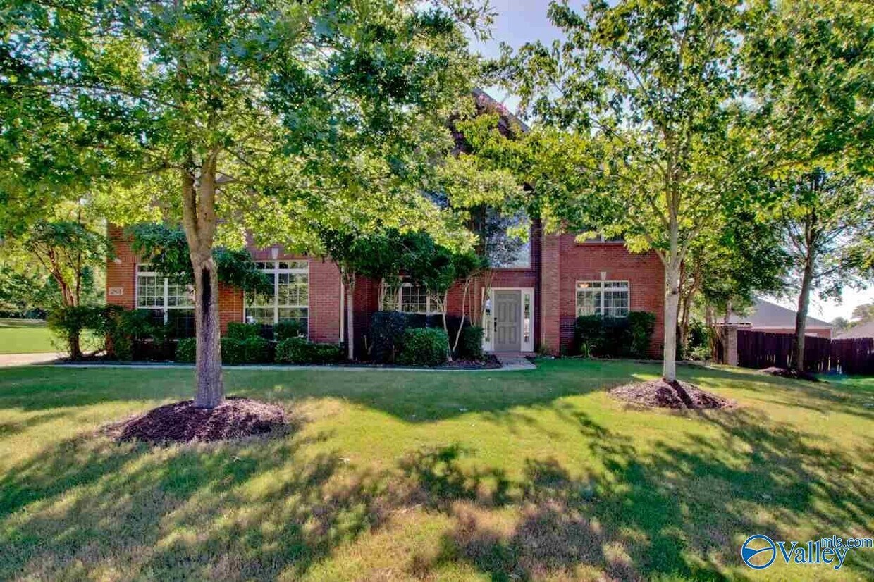 Foto principal - 2801 Centerridge Rd SE