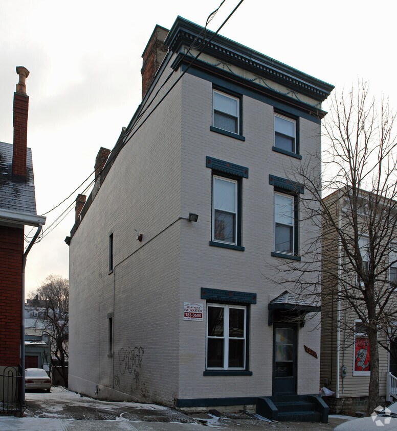 Building Photo - 2220 Wheeler St