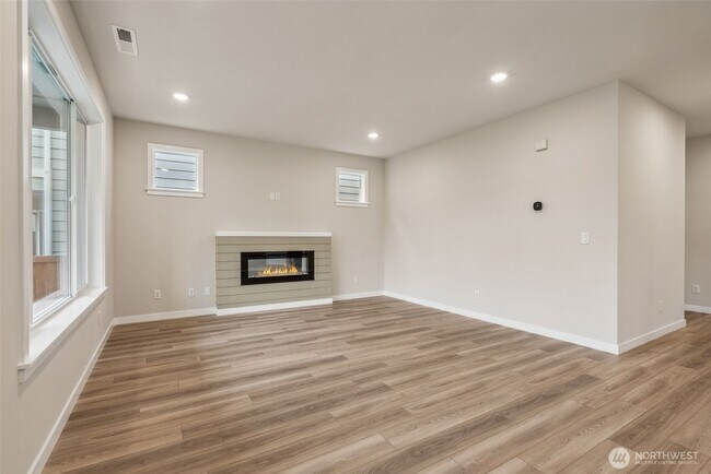Foto del edificio - 10913 43rd Ave SE