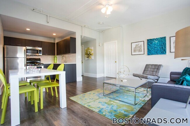 Building Photo - 50 Franklin St