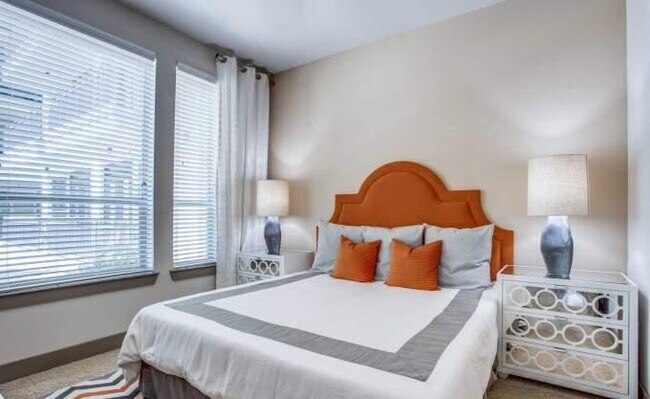 Building Photo - 1 bedroom in Dallas TX 75204