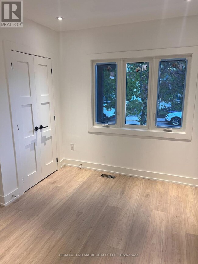 Building Photo - 709 Willard Ave