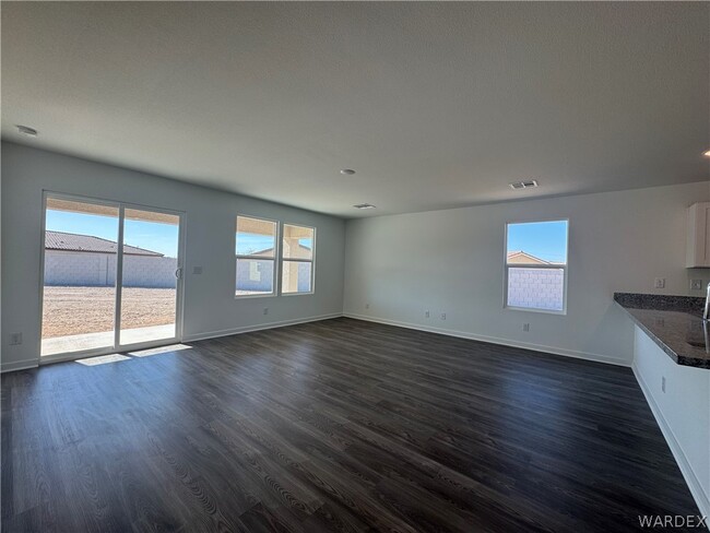 Building Photo - 1814 Aloe Ln