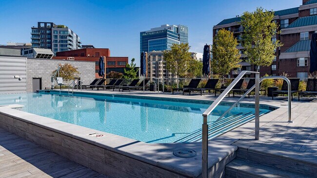 Foto del edificio - 4900 Moorland Ln