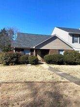 Building Photo - 1116 Springville Ln