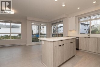 Building Photo - 11655 Fraser St