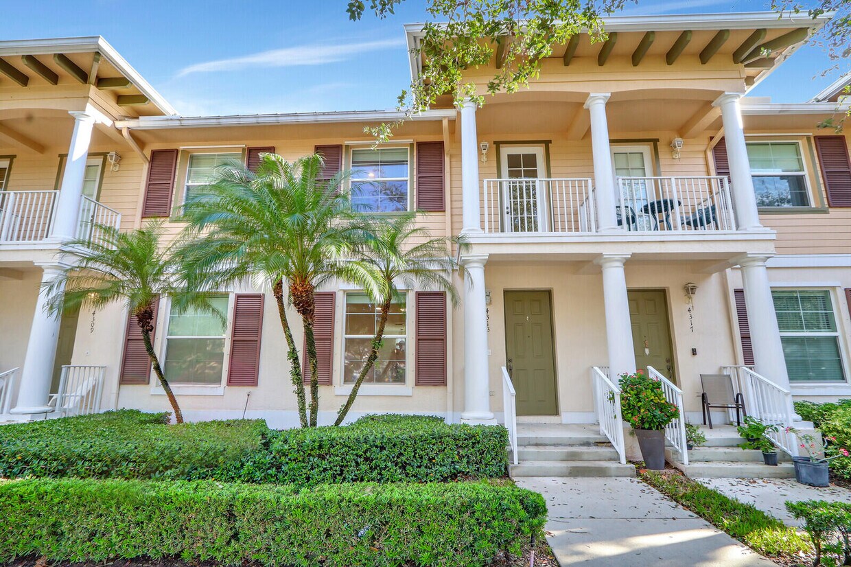 Foto principal - 4313 Parkside Dr