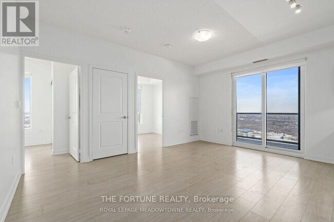 Building Photo - 8 Nahani Way