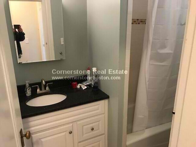 Foto del edificio - 4 bed in CAmbridge