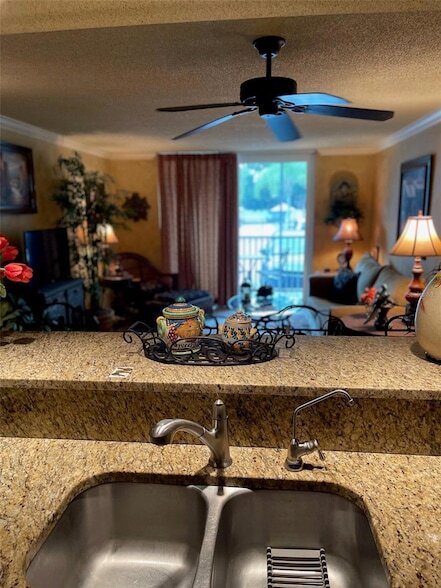 Foto del edificio - 2740 Coconut Bay Ln