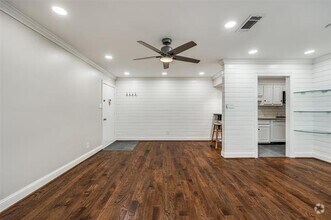 Building Photo - 12818 Midway Rd