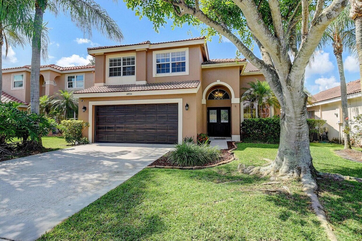 Primary Photo - 10934 Crescendo Cir