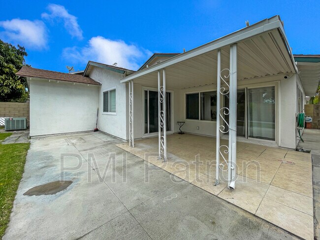 Building Photo - 3189 Westhaven Dr