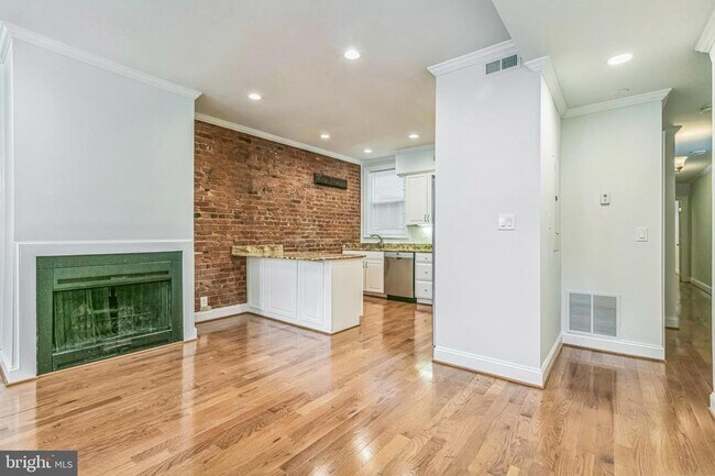 Building Photo - 1757 Willard St NW