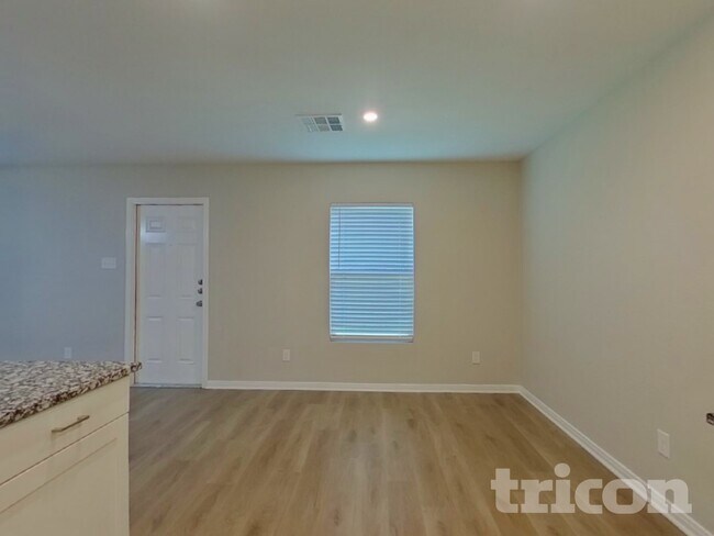 Foto del edificio - 10122 Cerritos dr