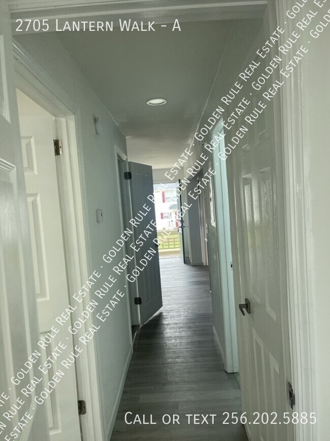 Foto del edificio - 2705 Lantern Walk SE
