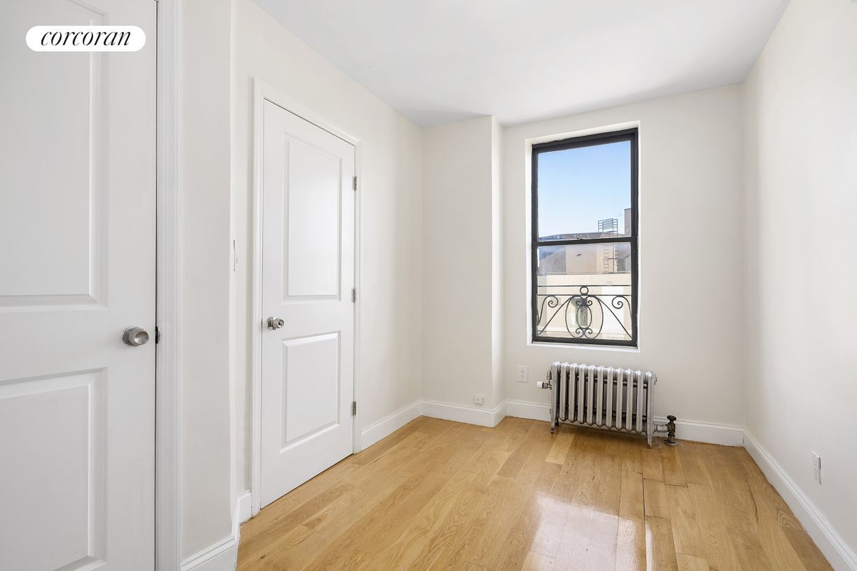 Building Photo - 180 Borinquen Pl