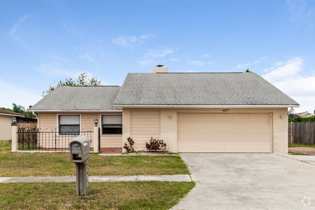 Building Photo - 4277 Lancaster Dr