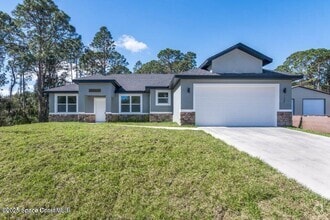 Building Photo - 1398 Saxony Rd SW