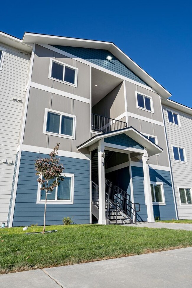 Interior Photo - Skyline Apartments