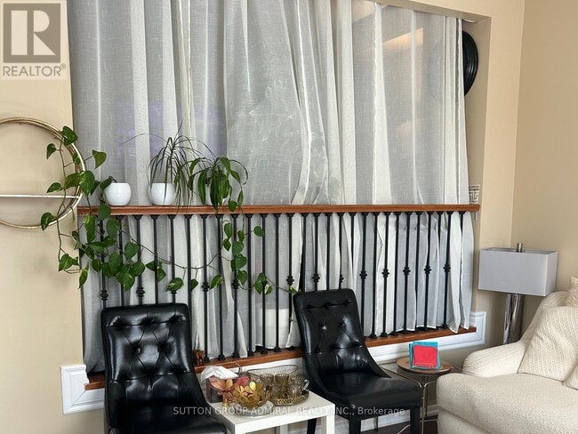 Building Photo - 82 Henderson Dr