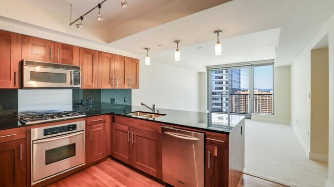 Foto del edificio - 1 bedroom in Bellevue WA 98004